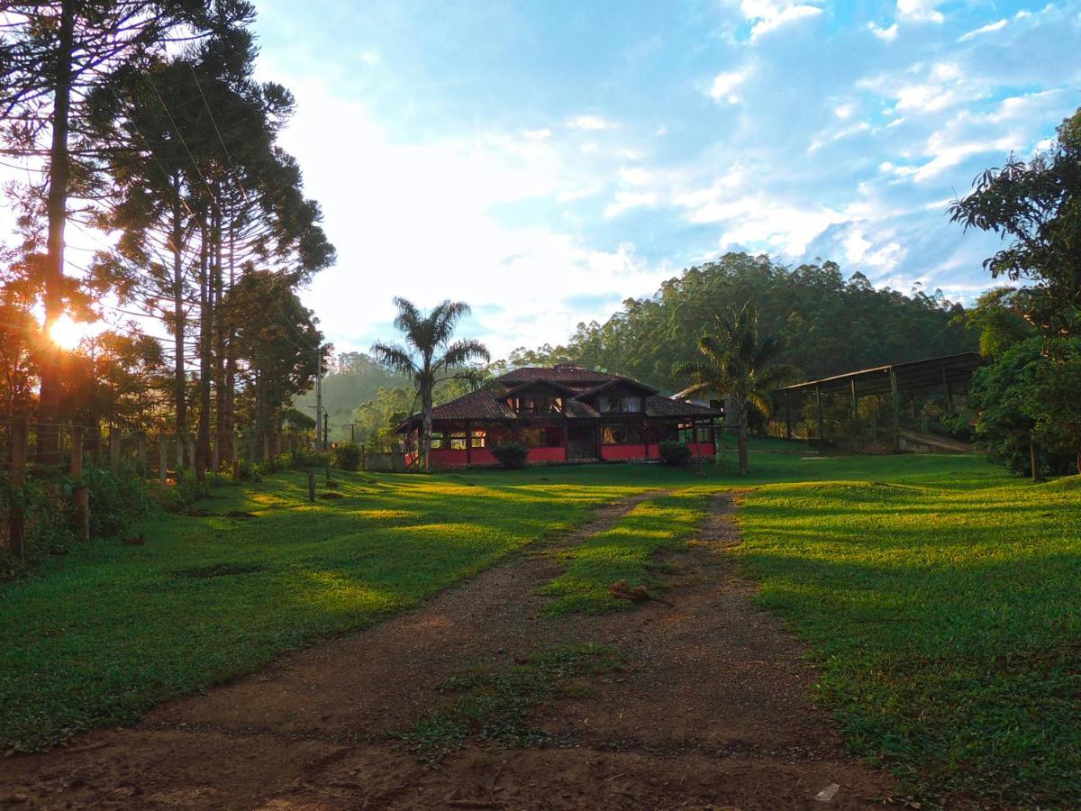 Pousada Vale Da Cachoeira Visconde De Maua Luaran gambar